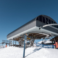 Bergstation der Sesselbahn Lune Bleue, Februar 2025