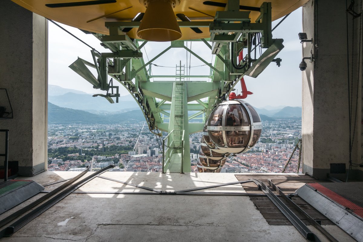 Bergstation der Gruppenumlaufbahn Grenoble-Bastille, Juli 2021