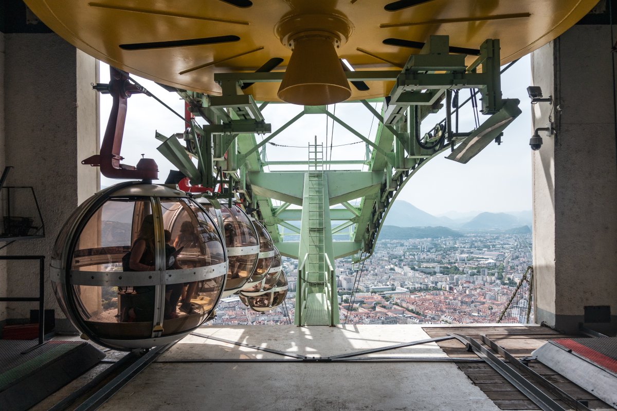 Bergstation der Gruppenumlaufbahn Grenoble-Bastille, Juli 2021
