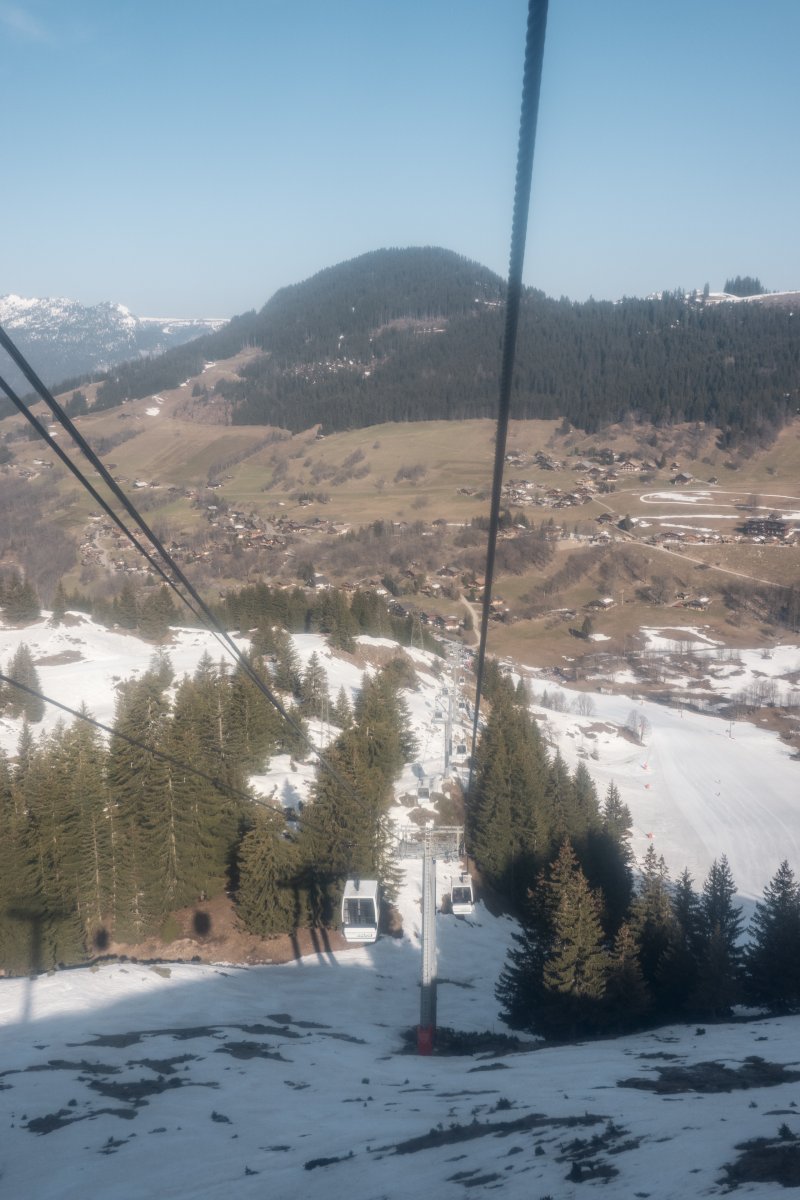 Kabinenbahn Le Fernuy-La Balme, März 2022