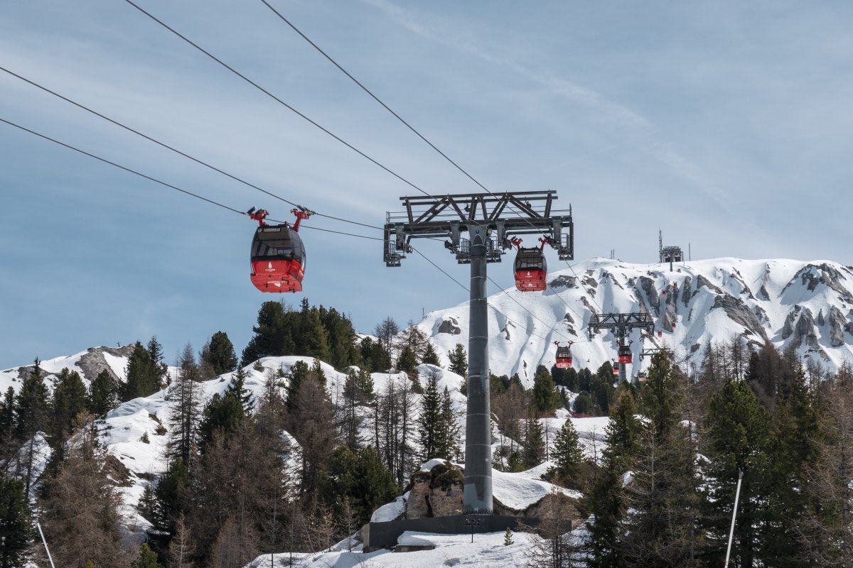Kabinenbahn La Plagne Centre-Grande Rochette, April 2024