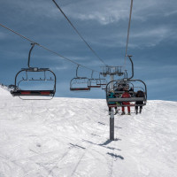 Sesselbahn Chalet de Bellecôte, April 2024