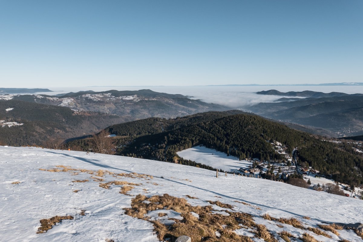 Winter am Petit Hohneck in den Vogesen mit Nebelmeer