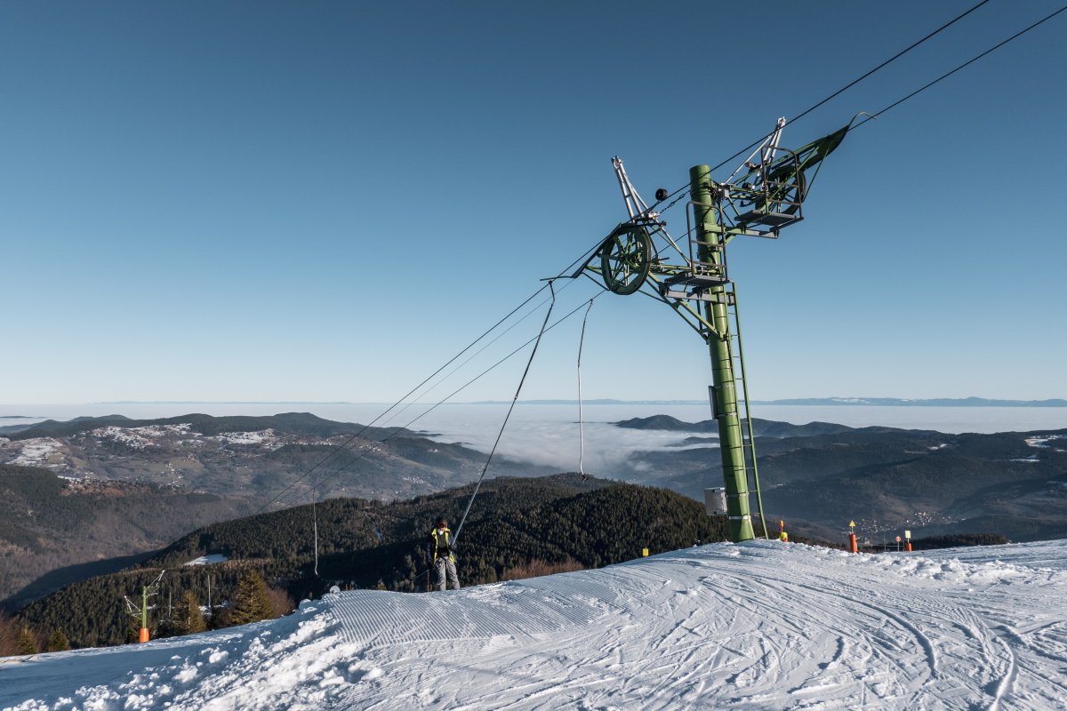 Schlepplift Hinterschallern mit Panorama auf Elsass und Schwarzwald