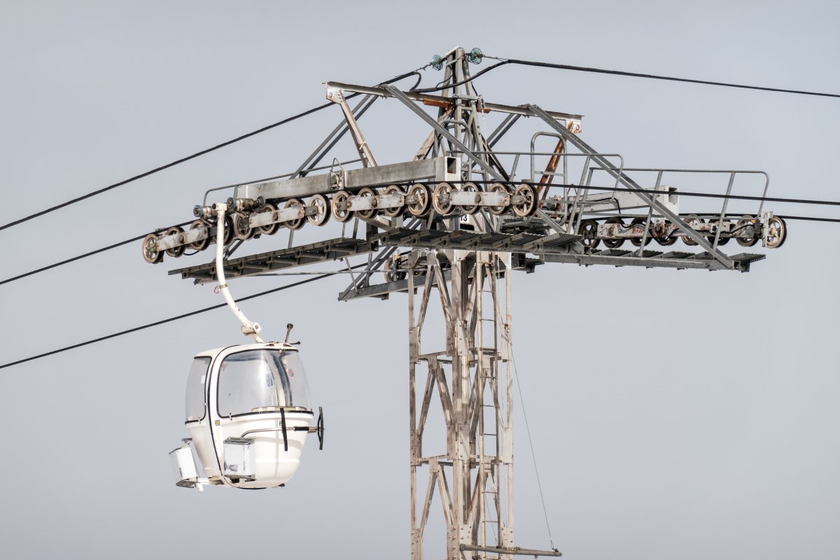 Typische Poma-Kabinenbahn Jandri in Les Deux Alpes