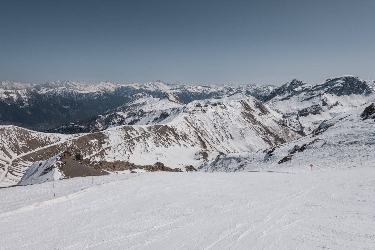 Ausblick vom höchsten Punkt im Skigebiet Serre Chevalier