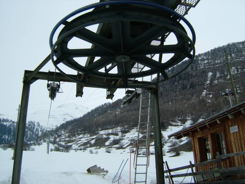 Schlepplift in Geschinen, April 2006