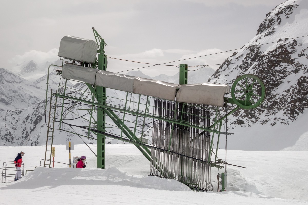 Talstation des Schlepplifts Lona 1, April 2018