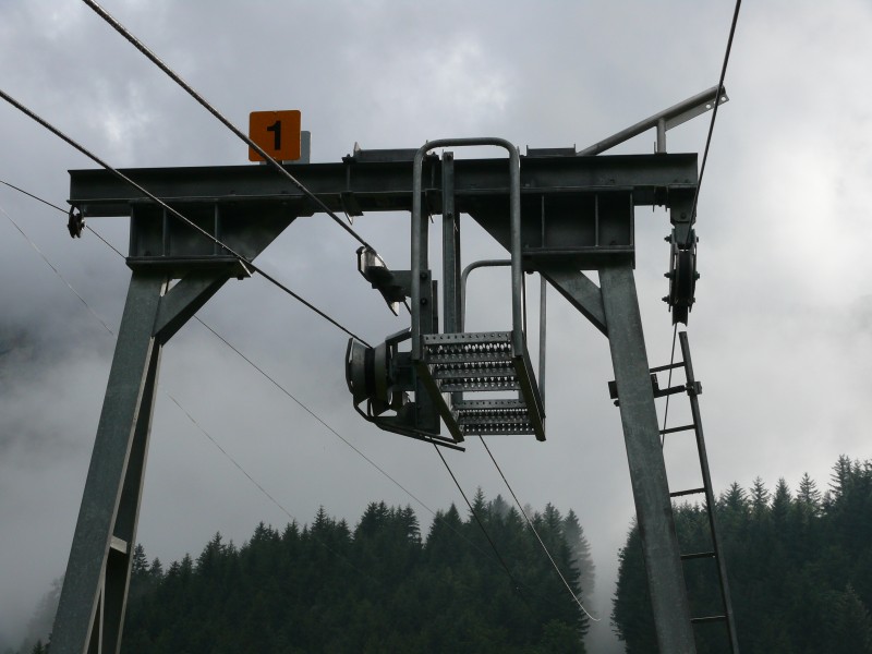 Luftseilbahn Chlital-Musenalp, Juli 2008