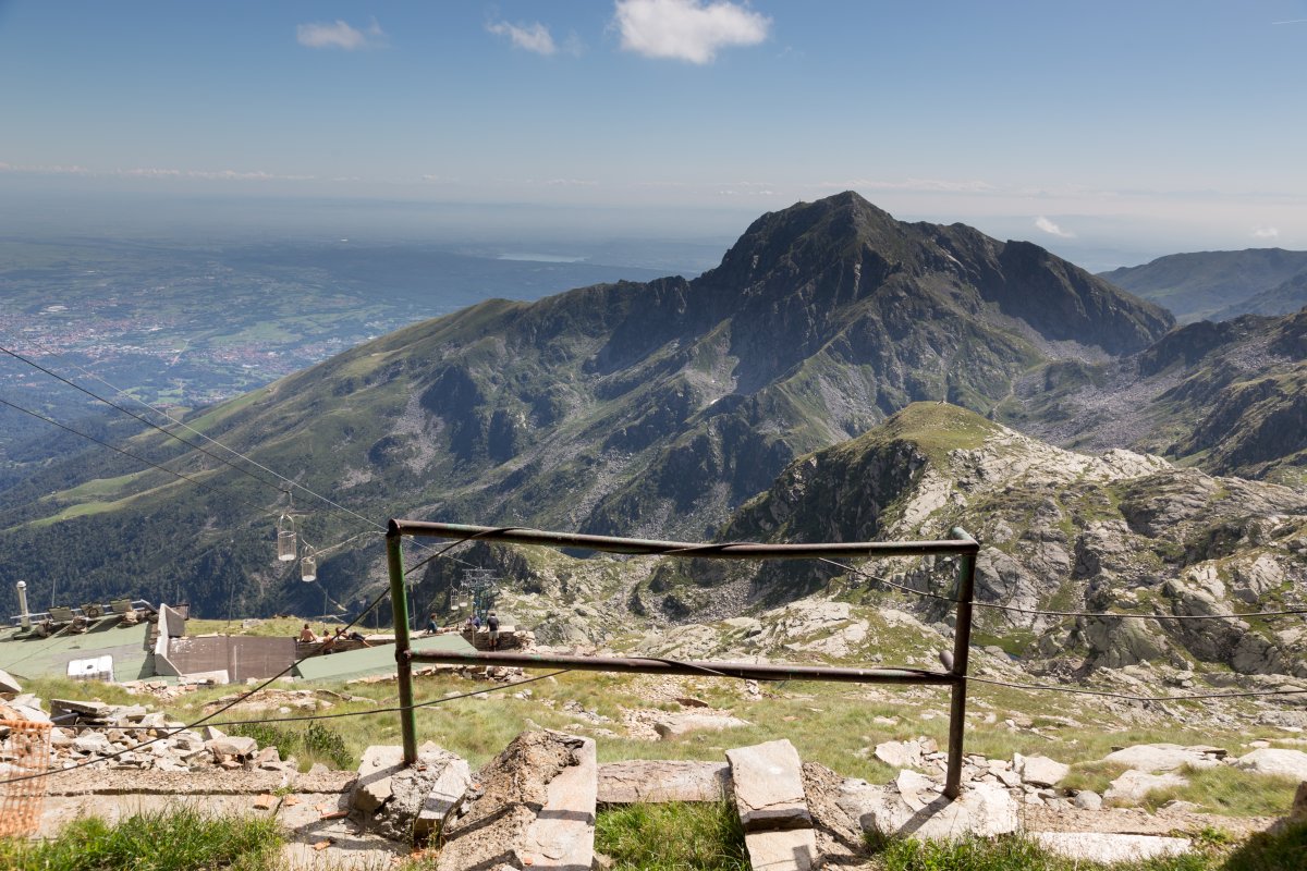 Ehemalige Einersesselbahn am Monte di Camino, August 2014