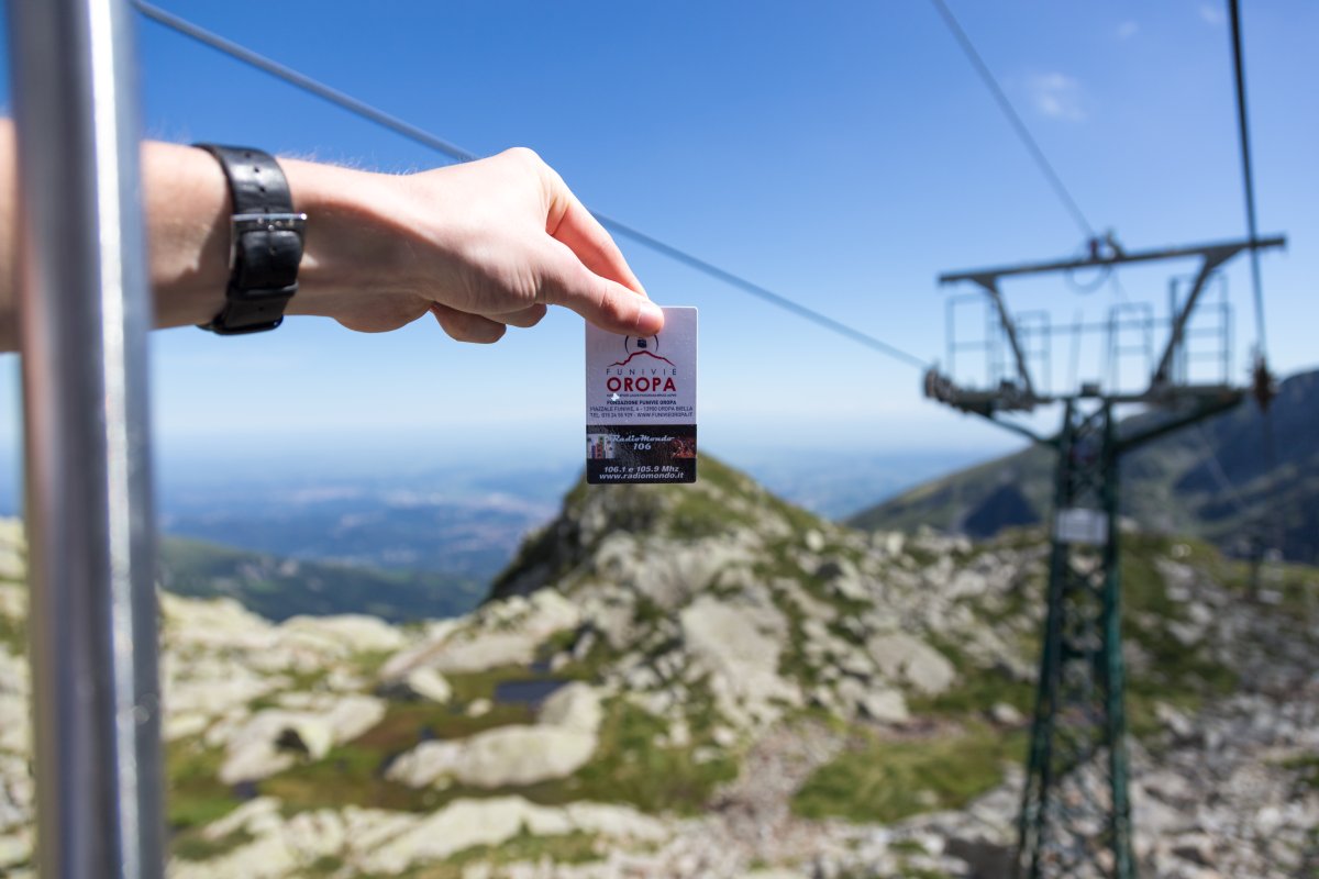 Fahrkarte und Korblift Lago di Mucrone-Monte di Camino, August 2014