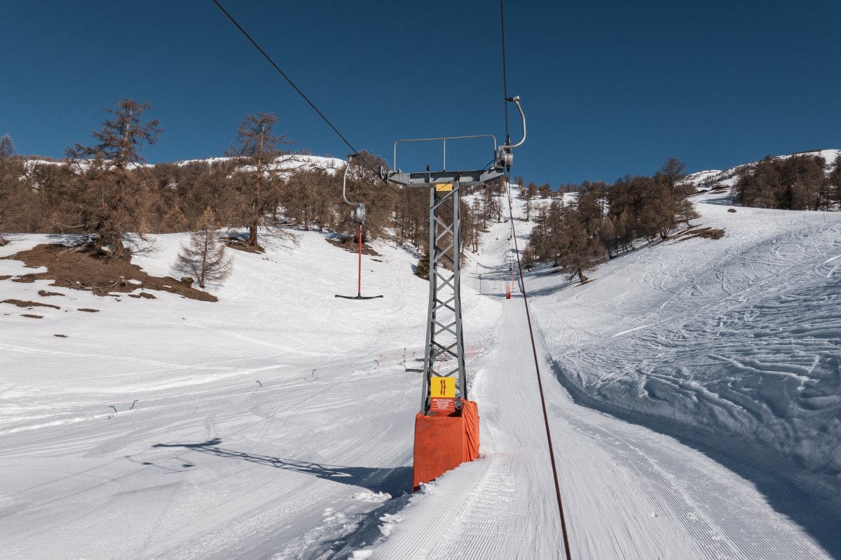 Schlepplift Obere Feselalp im Skigebiet Jeizinen
