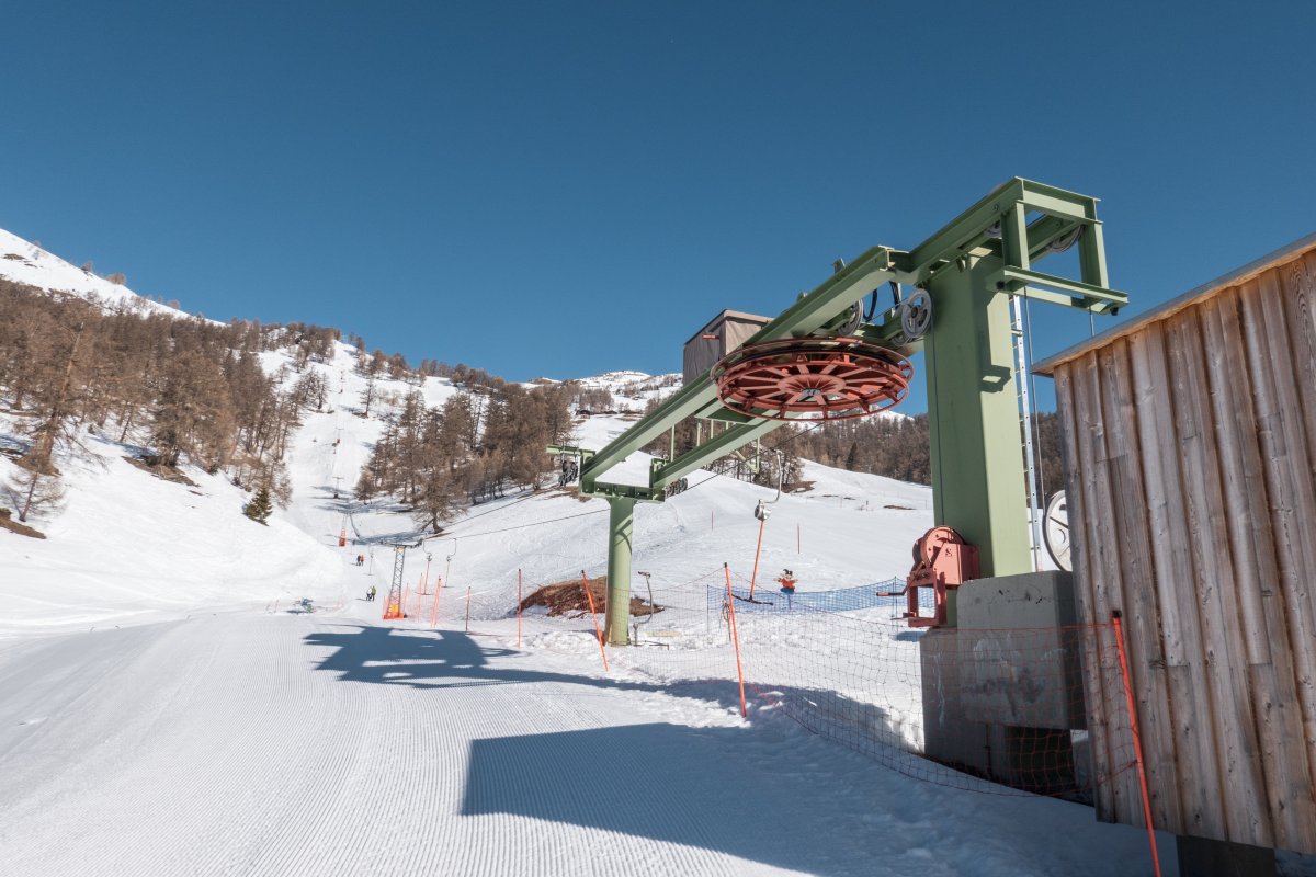 Schlepplift Obere Feselalp in der Totalen