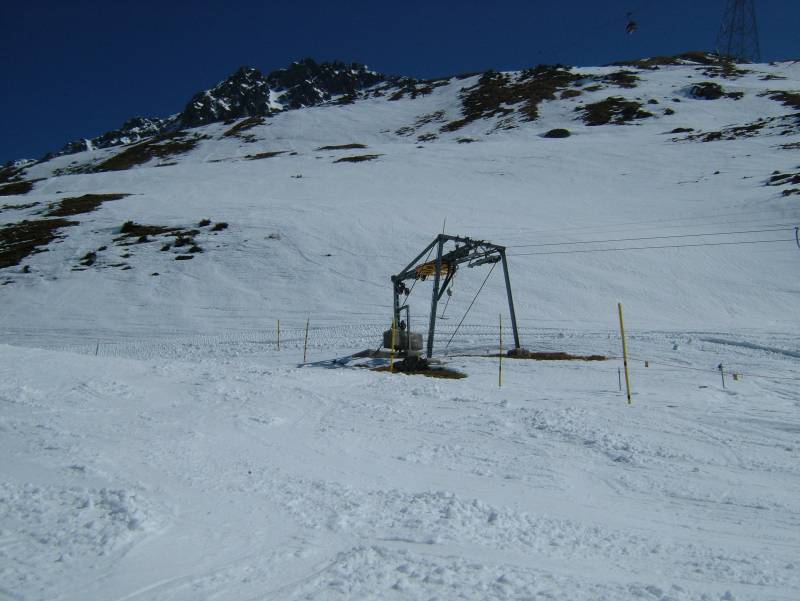 Bergstation des Schlepplifts Crappa Grossa, März 2005