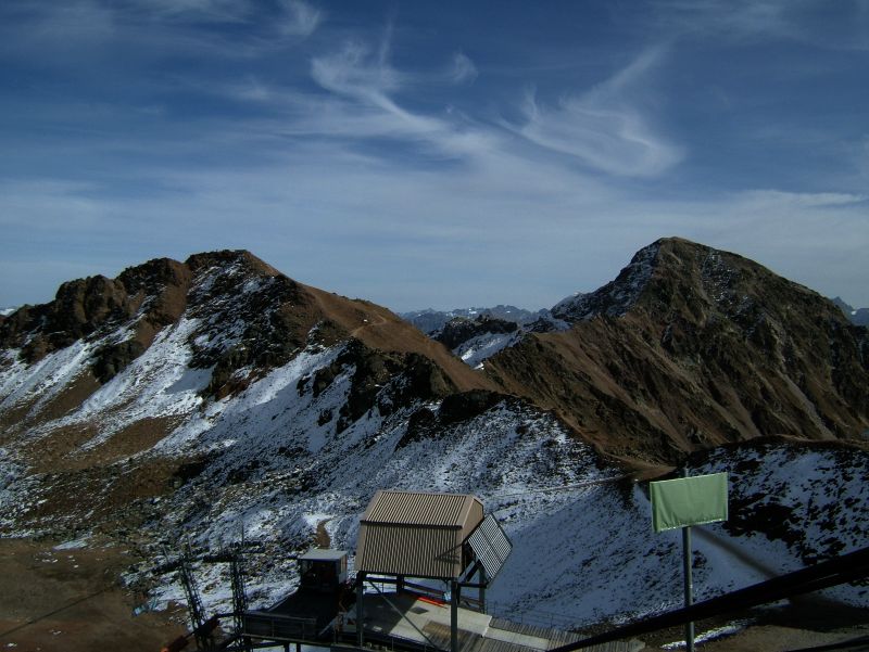 Schnee am Fusse des Rothorn-Ostgipfels, Oktober 2006