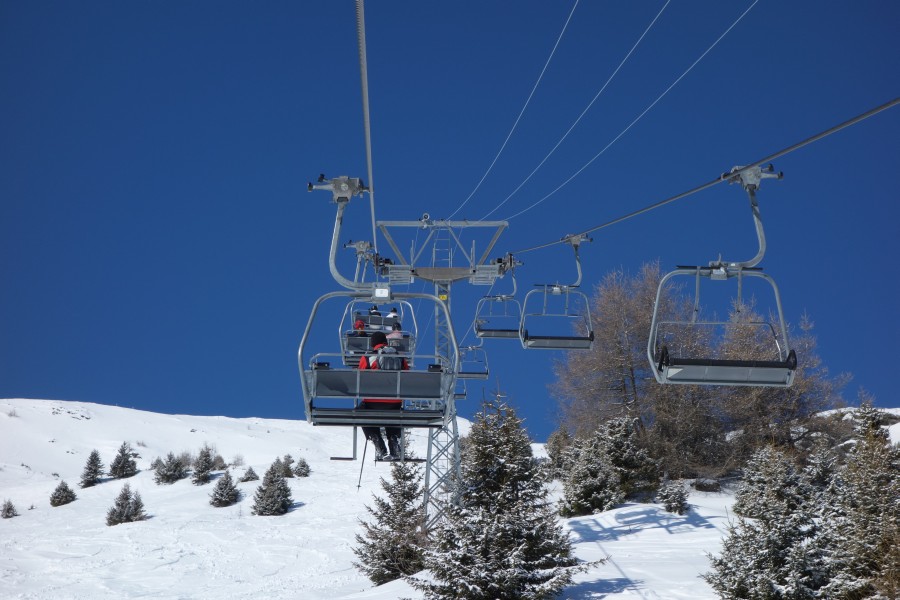 Sesselbahn Tgantieni-Scalottas, März 2013