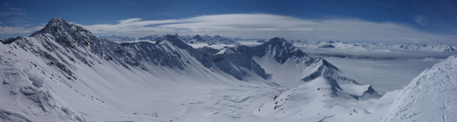Plang Bi mit Aroser Rothorn, Pizza Naira und Lenzerhorn, März 2013