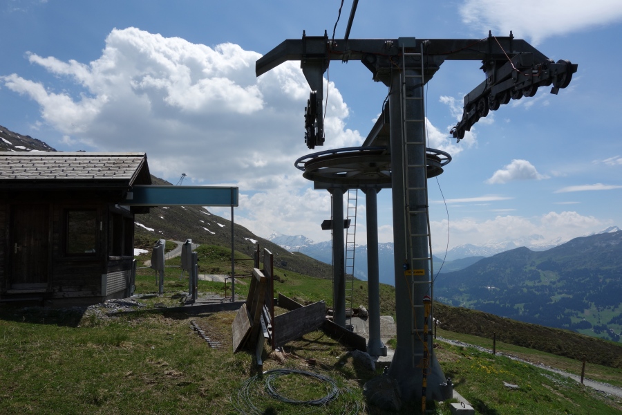Talstation des Schlepplifts Weisshorn 2, Juni 2013