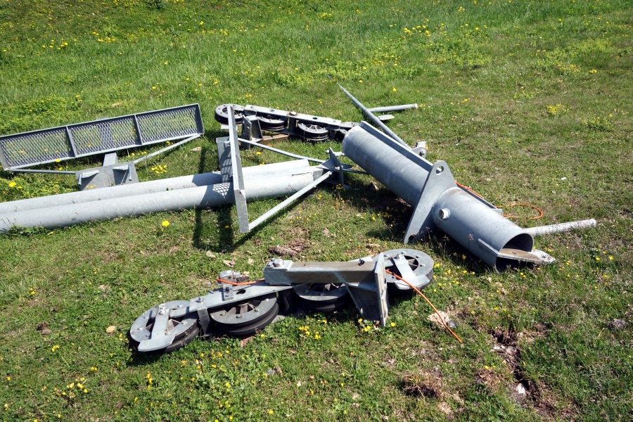 Zerlegte Stütze 4 des Schlepplifts Weisshorn 2, Juli 2013