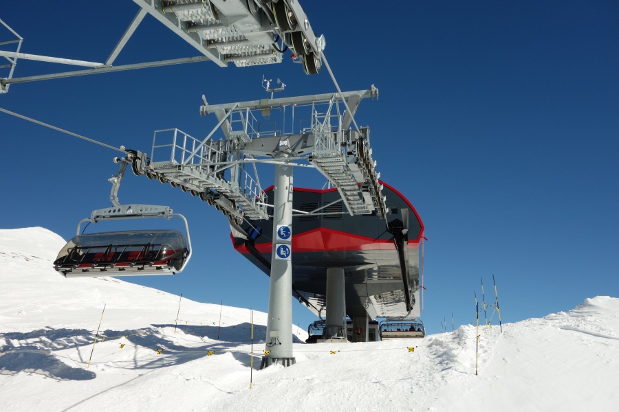 Bergstation der Sesselbahn Motta-Urdenfürggli, März 2014