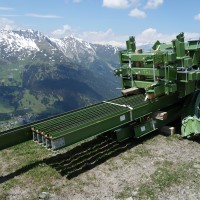 Teile der Garagierung der Sesselbahn Motta-Schwarzhorn, Juni 2013