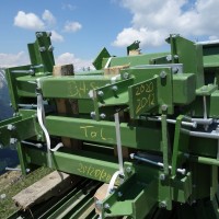 Teile der Garagierung der Sesselbahn Motta-Schwarzhorn, Juni 2013