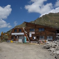 Talstation der Sesselbahn Motta-Schwarzhorn, Juni 2013