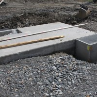 Fundament für das Kommandohäuschen der Sesselbahn Heimberg-Motta, August 2013