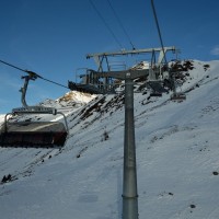 Die zweite Niederhaltestütze der Sesselbahn Heimberg-Motta, Dezember 2013