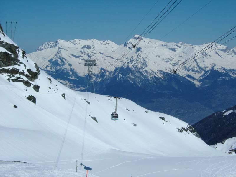 Luftseilbahn Tortin-Col des Gentianes, April 2006