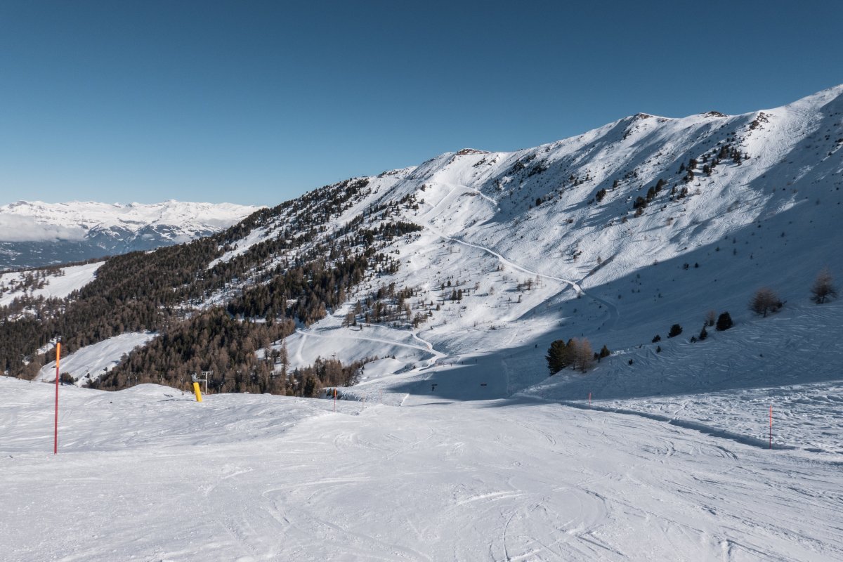 Abfahrt am Schlepplift La Tsa, Februar 2023
