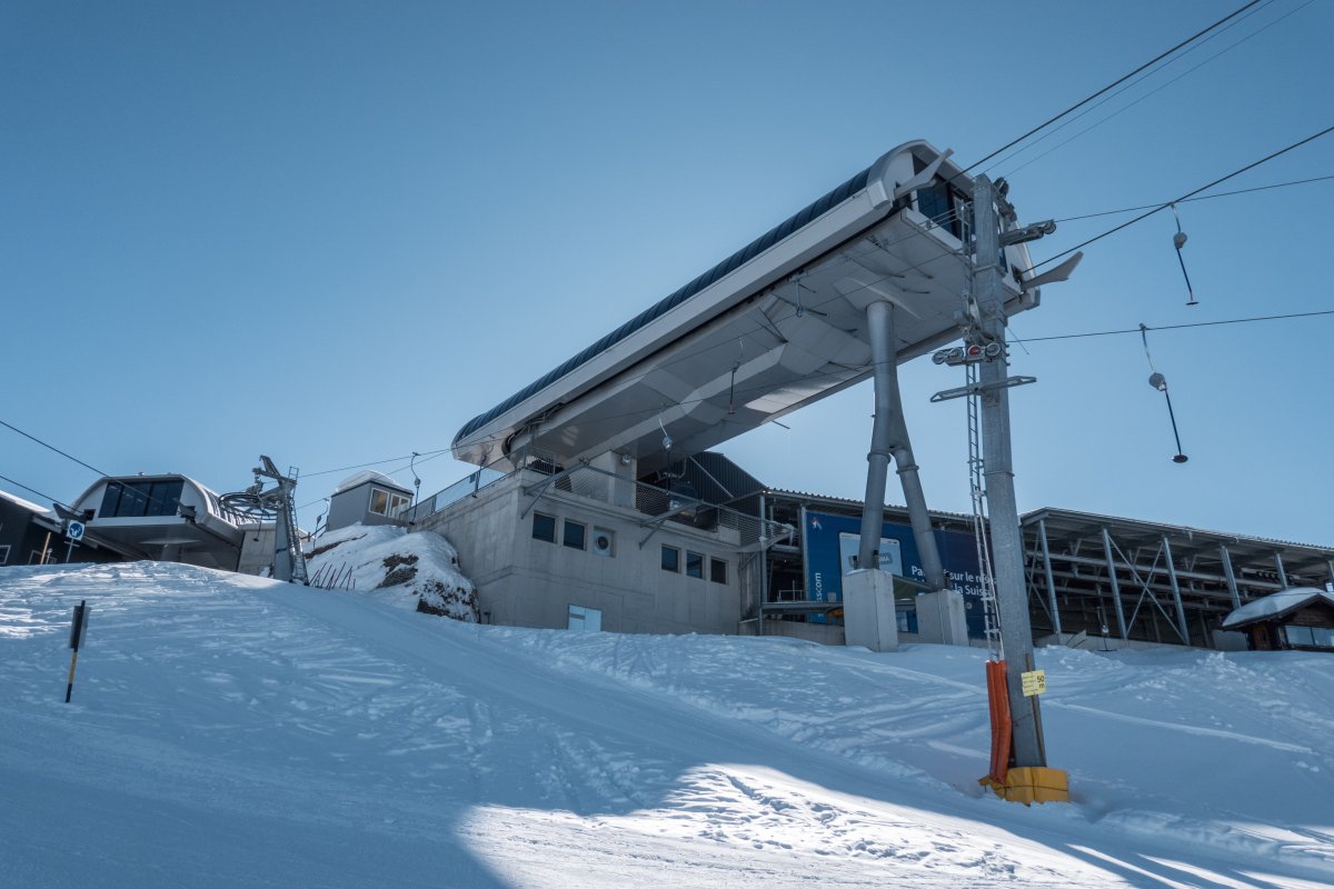 Bergstation der Kabinenbahn Veysonnaz-Thyon, Februar 2023