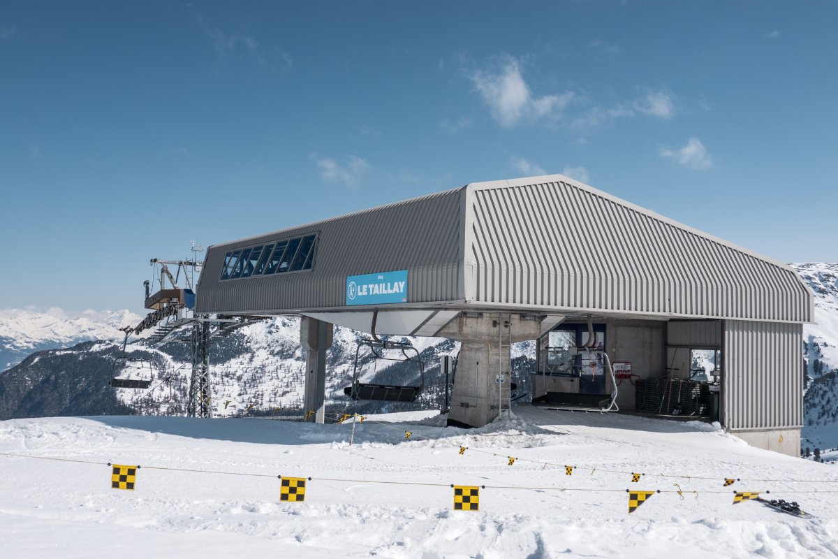 Bergstation der Sesselbahn Le Tallay-Tête de Creusis, März 2026