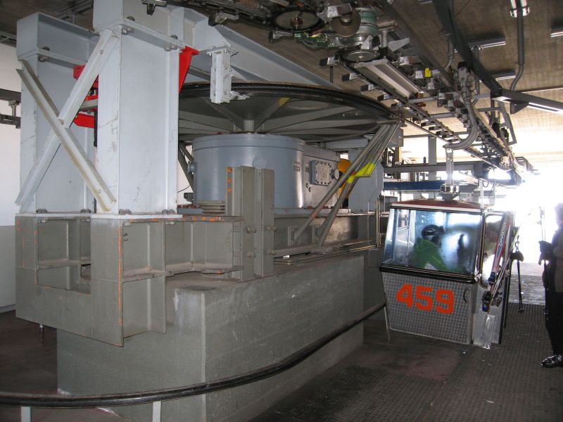 Bergstation der Kabinenbahn Verbier-Savoleyres, März 2008