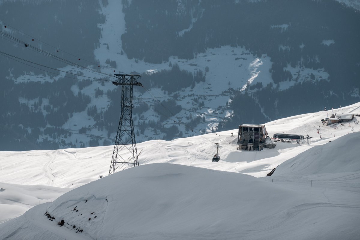 Luftseilbahn La Chaux-Col des Gentianes, März 2026