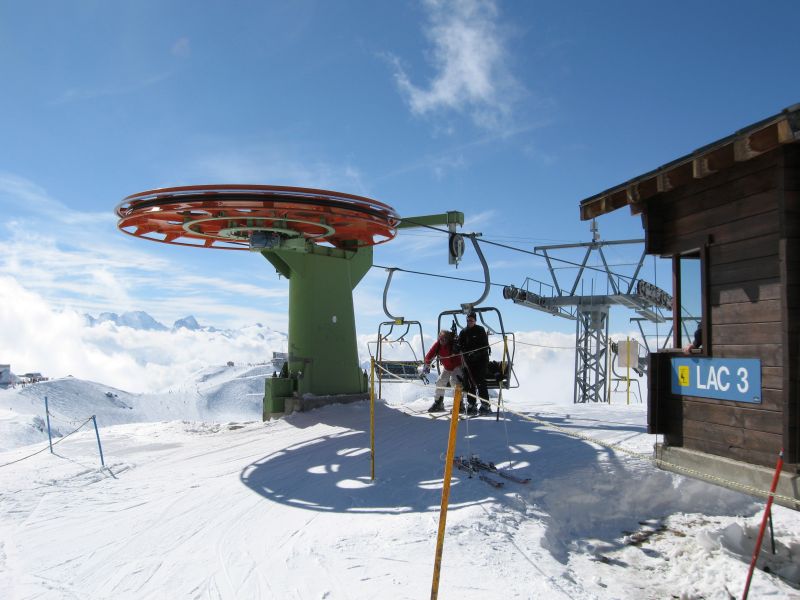 Bergstation der Sesselbahn Lac des Vaux-Col de Chassoure, März 2008