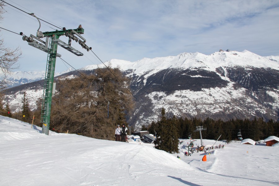 Schlepplift La Muraz, erbaut von Bühler, Februar 2012