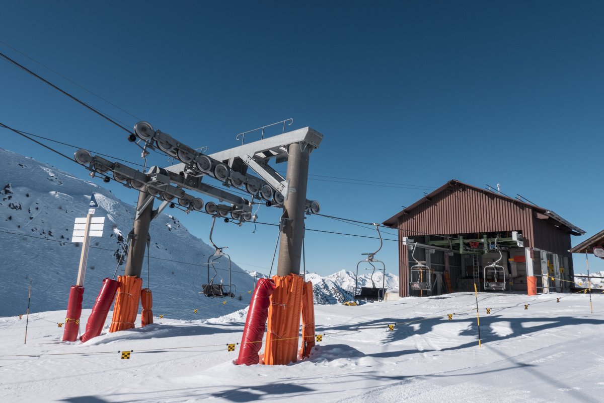 Talstation der Sesselbahn La Meina-Greppon Blanc, Februar 2023