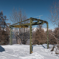 Talstation des stillgelegten Schlepplifts La Combyre, Februar 2023