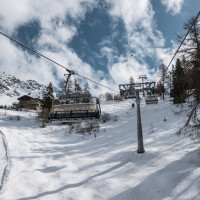 Sesselbahn Le Mayentzet-Combe à Médran, März 2026