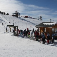 Die beiden Bambino-Schlepplifte von Von Roll und Doppelmayr auf Thyon, Februar 2012