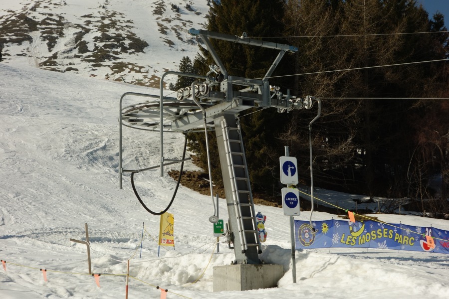 Bergstation des Schlepplifts Dorchaux Mini, März 2014