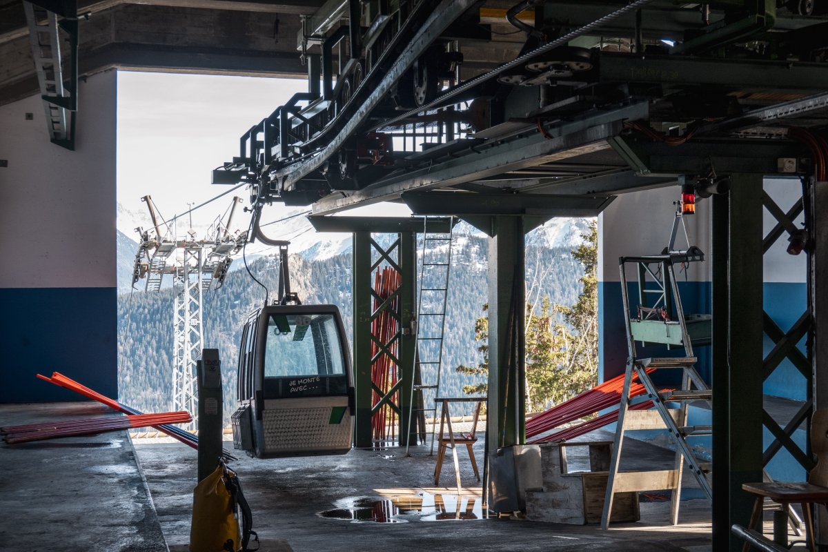 Bergstation der Kabinenbahn Les Marécottes-La Creusaz, März 2024