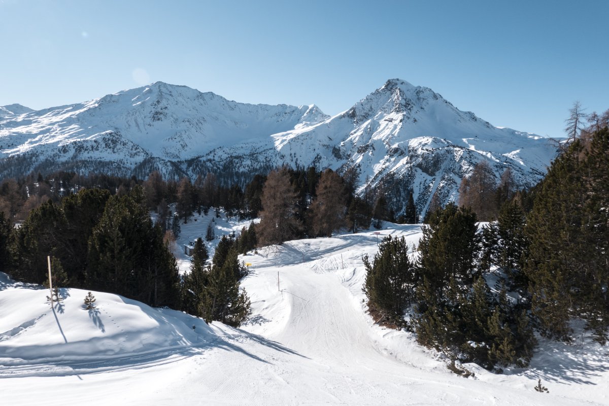 Skipiste im Skigebiet Minschuns am Ofenpass