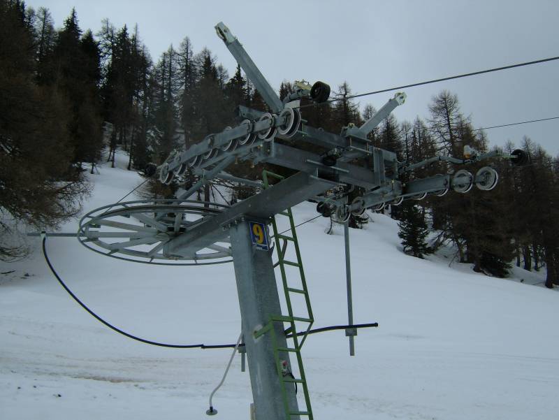 Bergstation des Schlepplifts Chäserstatt, April 2006