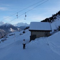 Schlepplift Cancorì-Lagunc, der an zahlreichen kleinen Weilern vorbeiführt, Dezember 2010