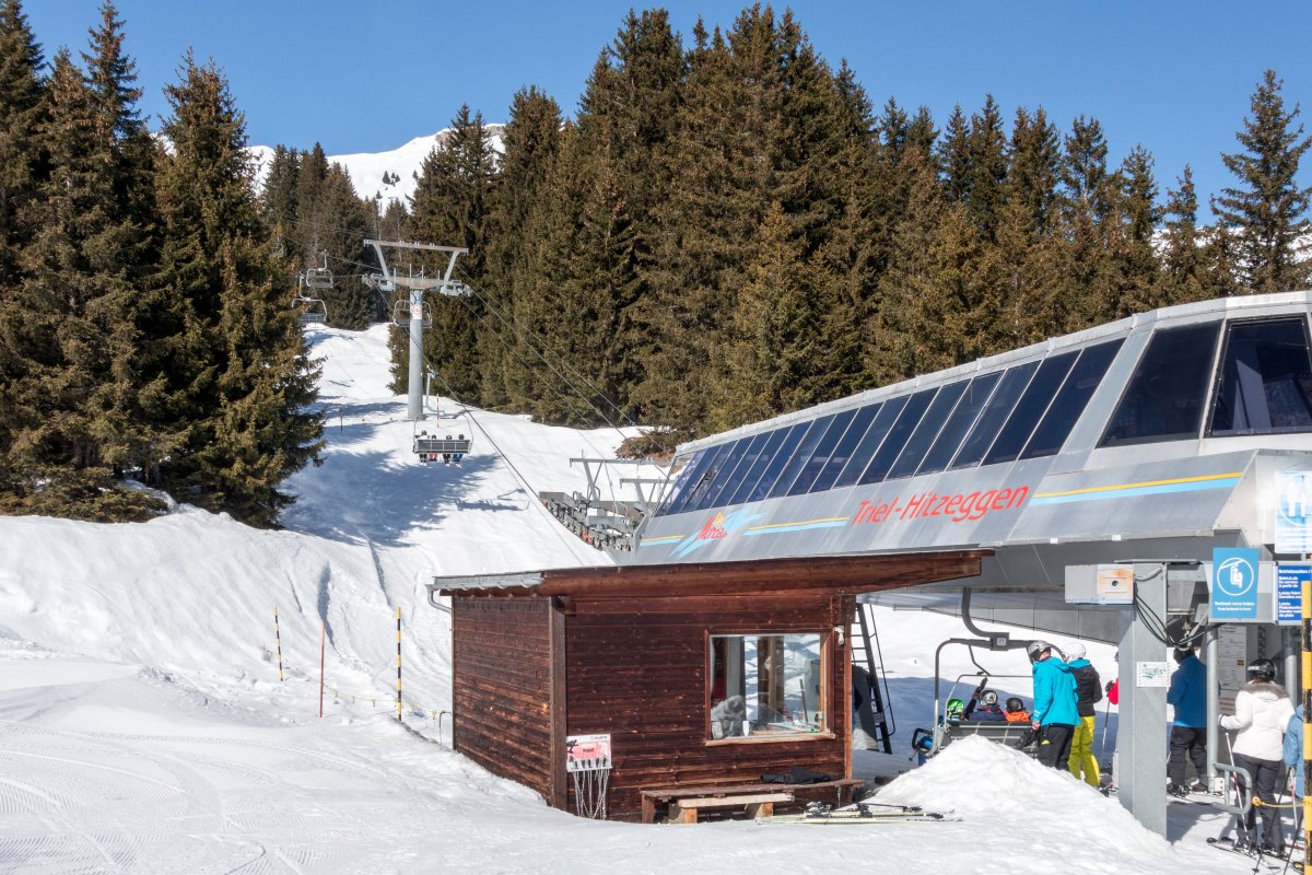 Talstation der Sesselbahn Triel-Hitzeggen, Februar 2018