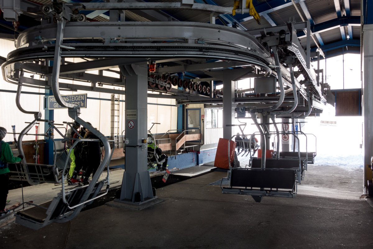 Talstation der Sesselbahn Schindlergrat, März 2019