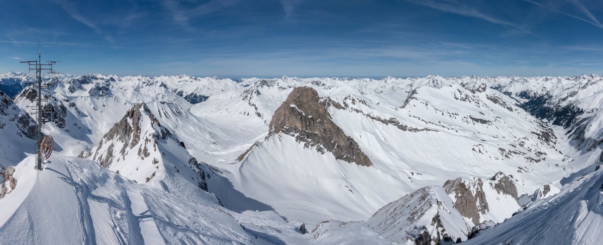 Panorama vom Vallugagipfel, März 2019