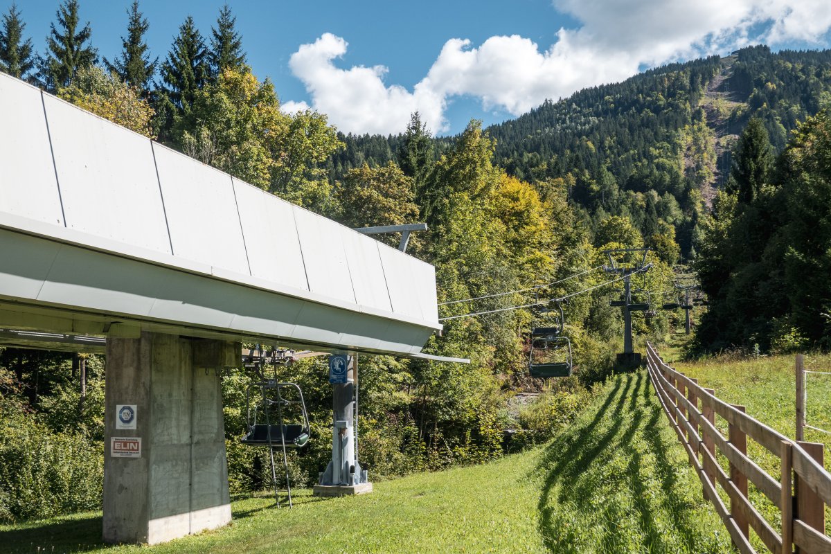 Talstation der Sesselbahn Arnoldstein-Dreiländereck, September 2025
